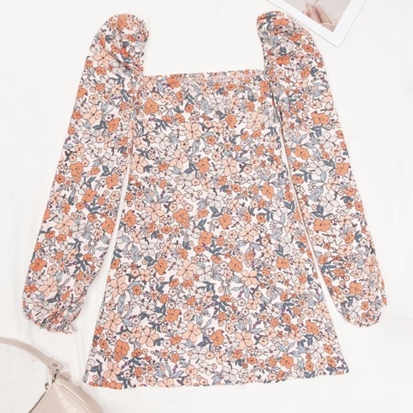 Cupshe Elodie Ditsy Dress Size M - Picture 4 of 6